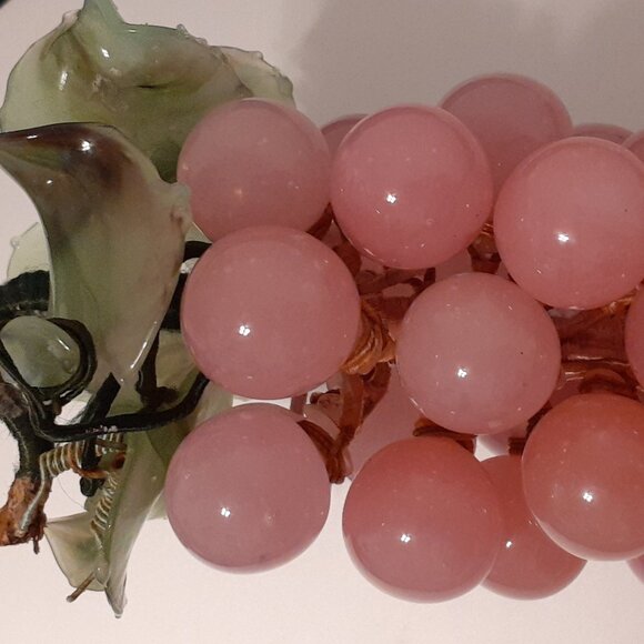 VINTAGE SALADO TEXAS WINERY PINK GLASS GRAPES GORGEOUS HEAVY GRAPES - Picture 15 of 17